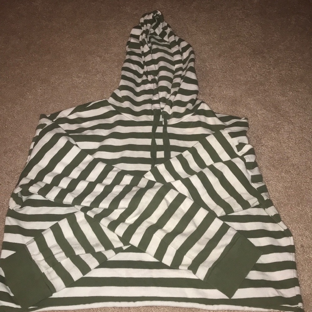 Stripped long sleeve shirt